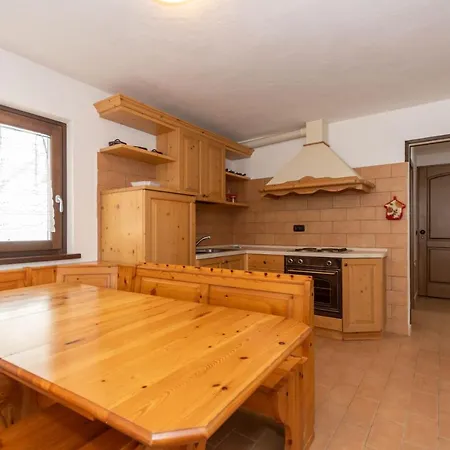 Simona Apartmán Falcade